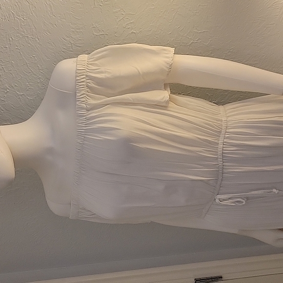 J FOR JUSTIFY White Off Shoulder Embroidered Hi-Lo Walk Through Peasant Dress - Picture 4 of 11